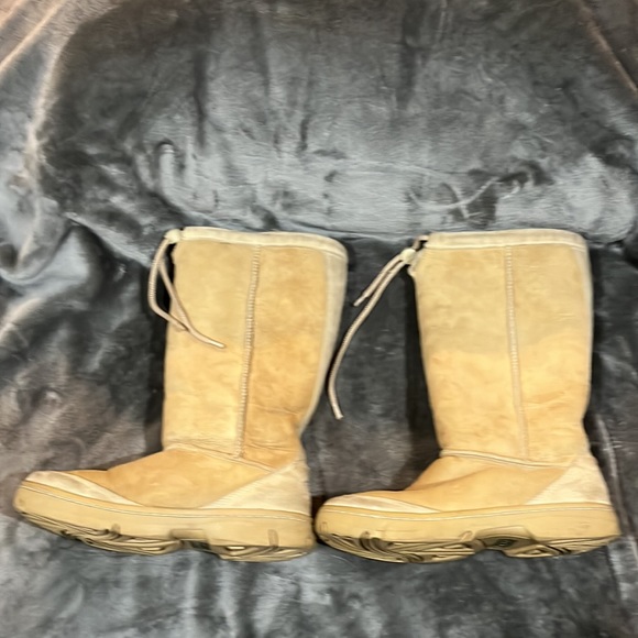 UGG Ultimate Tall Boots WMNS Sz 7 # 5250 GUC Tan - Picture 3 of 9
